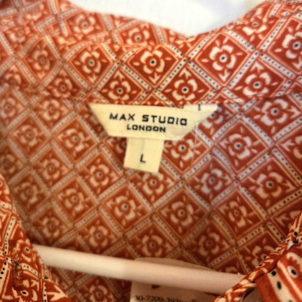 Short Sleeve Midi Red Pattern Dress Size Large - Picture 6 of 6